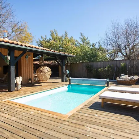 Villa Alhena A Bourg