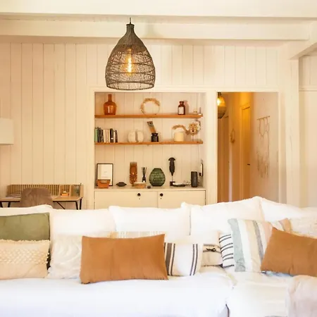 Alhena A With Heated Swimming Pool *